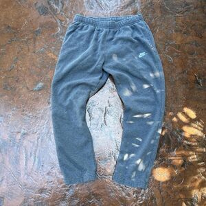 Nike Men's Grey and Black Joggers-tracksuits